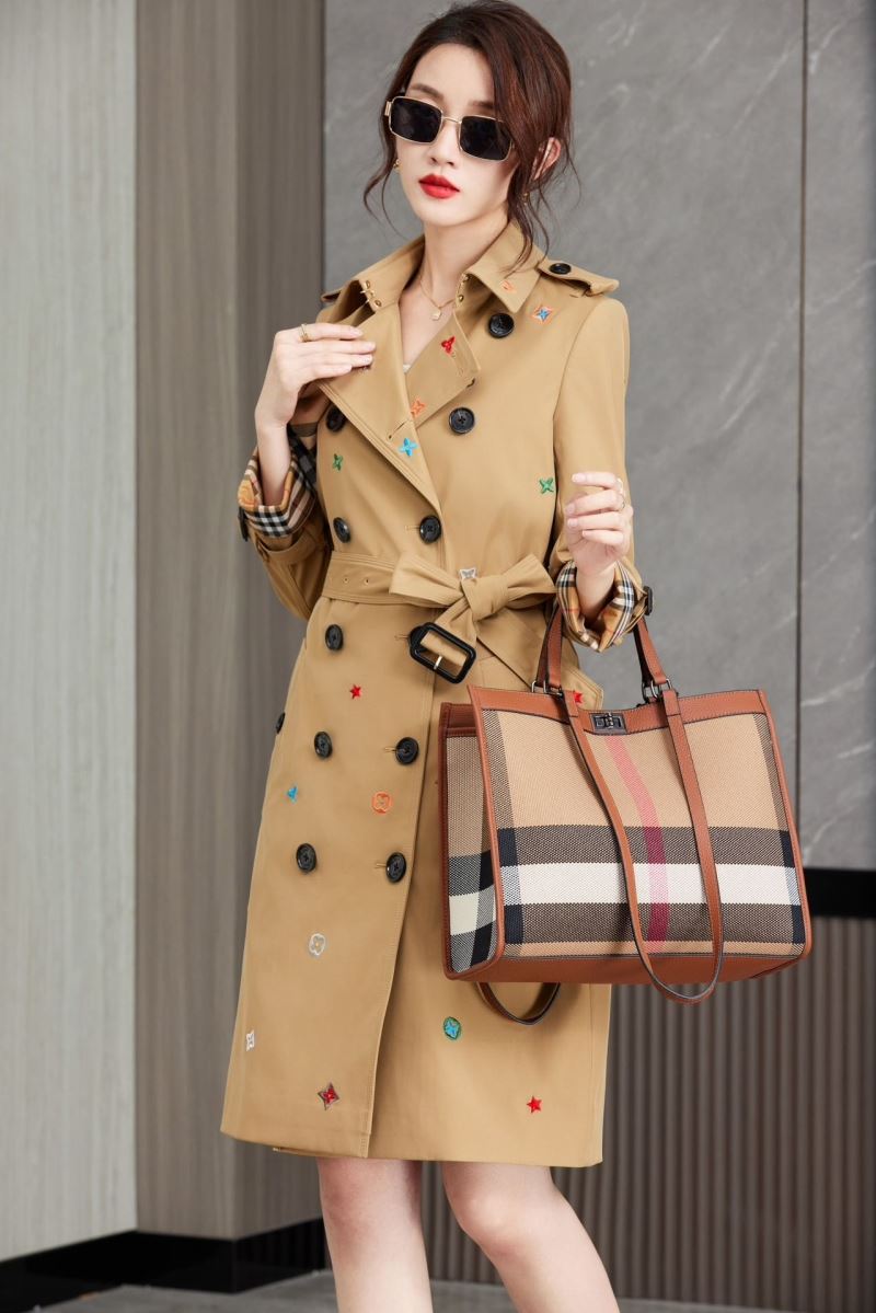 Burberry Outwear